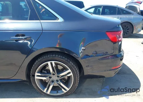 2017 Audi A4 Premium Plus z USA, uszkodzony, nr VIN WAULNAF48HN043611